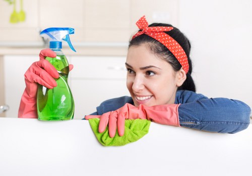 Load-based carpet cleaning estimate for a busy SE5 premises